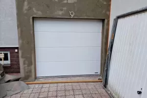 Brama garażowa 43